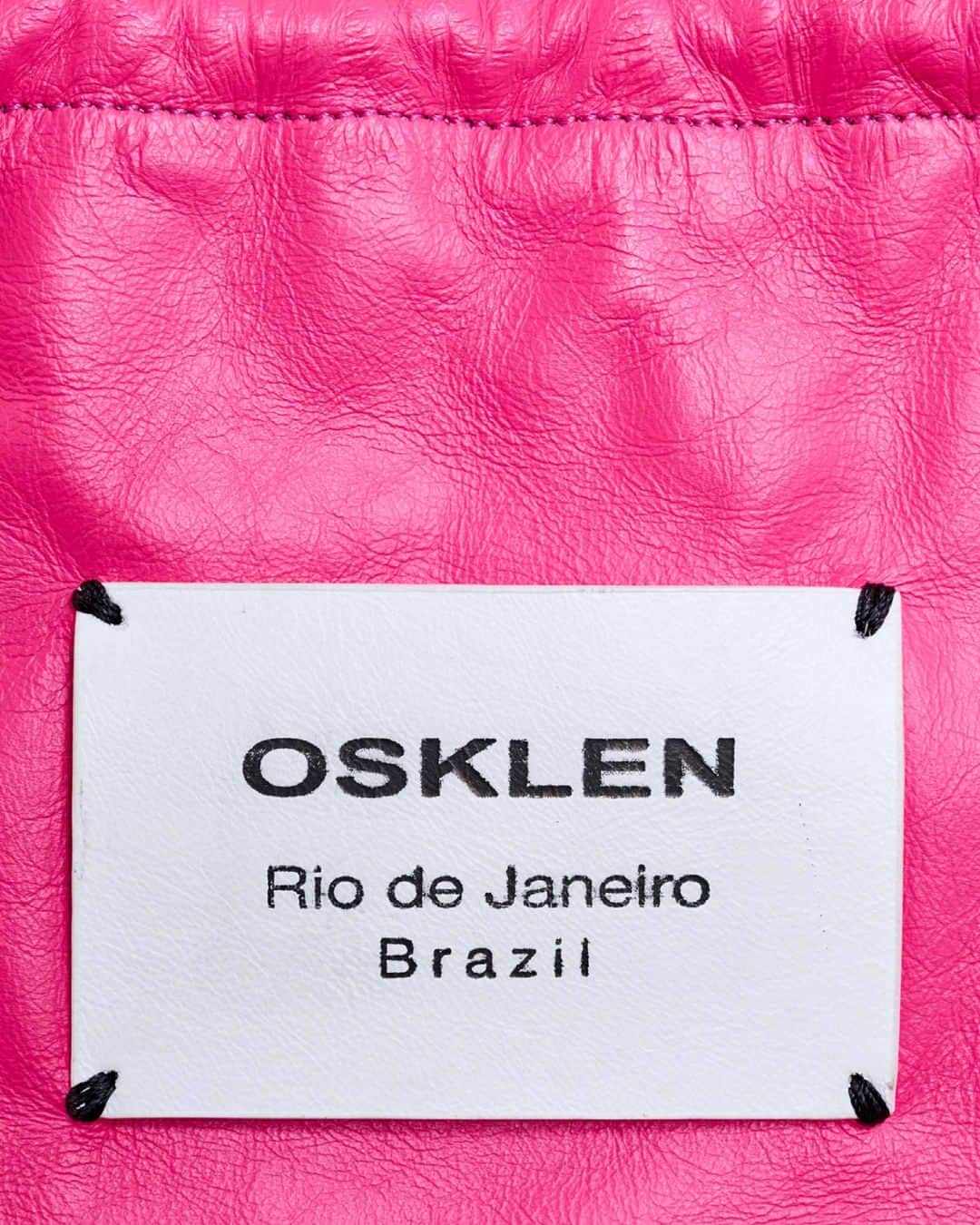 オスクレンさんのインスタグラム写真 - (オスクレンInstagram)「Bolsa Mini Soft Coulisse  #BrazilianSoul #Verão24 #Osklen」9月28日 0時02分 - osklen