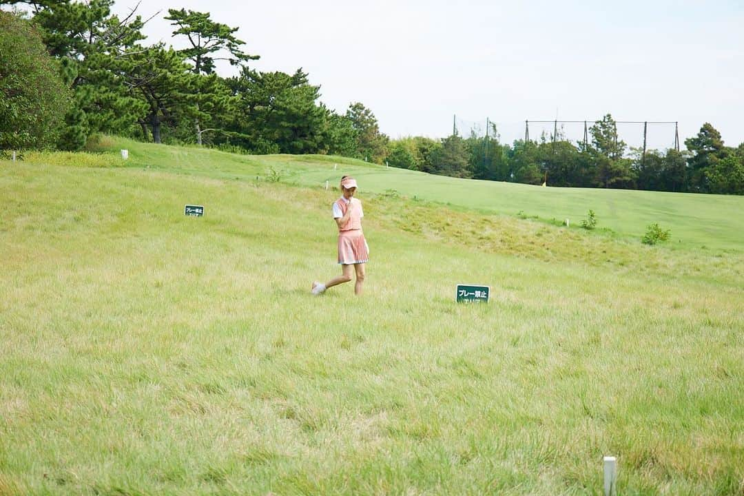 Ami さんのインスタグラム写真 - (Ami Instagram)「大好きな人達と、残暑の思い出⛳️💕 またすぐ行きたいよ🥲🥲🥲  #ラストの顔真剣すぎw  photo by @marinko5589 ちゃん📸🫶」9月28日 10時38分 - ami_dream05