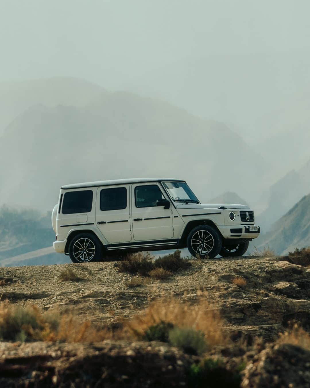 メルセデス・ベンツさんのインスタグラム写真 - (メルセデス・ベンツInstagram)「A legendary appearance: the #GClass.   📷 @finmatson  #MercedesBenz #StrongerThanTime」9月28日 11時00分 - mercedesbenz