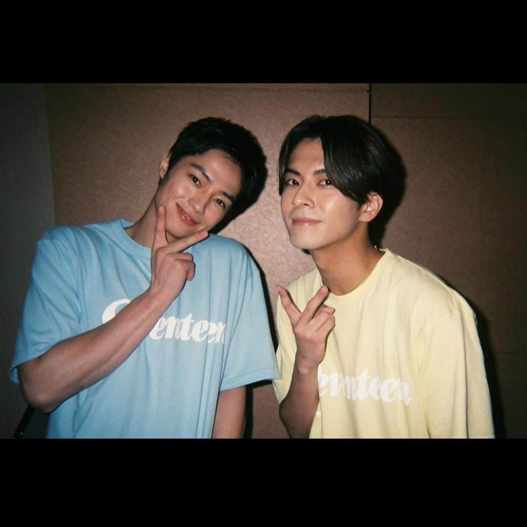 Seventeenさんのインスタグラム写真 - (SeventeenInstagram)「#ST写真部 Vol.6 メンズゲスト編🩵💙  #Seventeen夏の学園祭2023 の舞台裏をフィルムカメラに抑えたよ📸🎞️ 最後はイケメンゲストの貴重なフィルム写真たち👬🏻  いいねと保存をしてね💞  #セブンティーン #Seventeen #セブンティーン  #seventeen夏の学園祭2023 #セブンティーン学園祭  #ST夏の学園祭2023 #夏の学園祭  #セブンティーン夏の学園祭 #学園祭 #イベント  #ファッションショー #オフショット #STモデル #モデル  #ファッションイベント #写るんです #山下幸輝 #中尾暢樹 #翔 #杢代和人 #中川大輔 #日向亘 #夏生大湖」9月28日 11時09分 - seventeenjp_mag