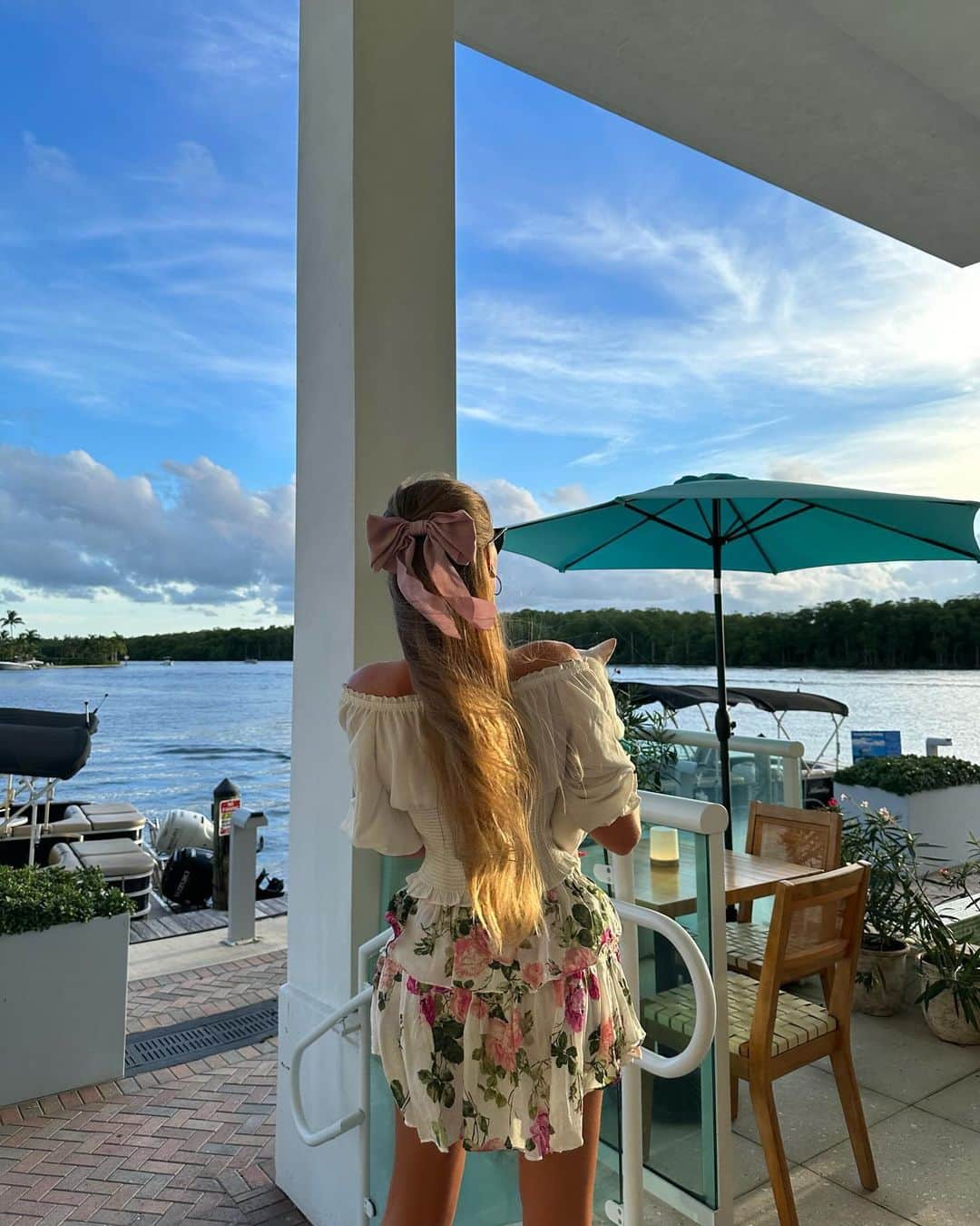 Anastasia Skylineさんのインスタグラム写真 - (Anastasia SkylineInstagram)「My cute lil pie 🤍」9月28日 2時16分 - anastasia_skyline