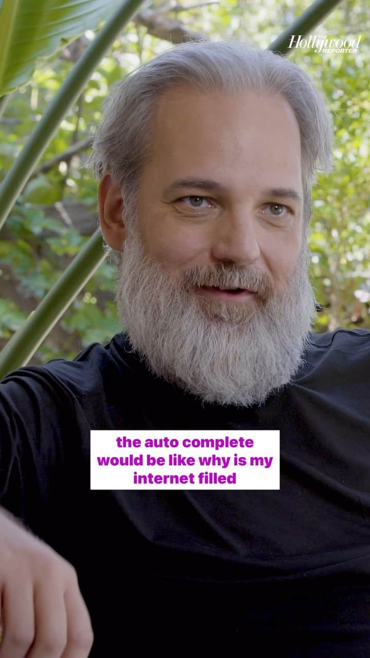 ハリウッド・リポーターのインスタグラム：「THR cover star #DanHarmon shares what comes up when he googles himself」