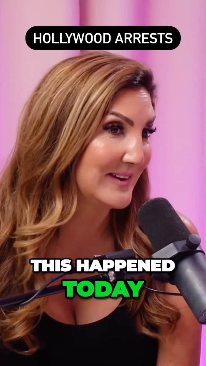 ヘザー・マクドナルドのインスタグラム：「Do you remember this #juicyscoop #history #listen to #juicyscoop now @bradwollack #hollywood #scandal #arrested #sex #sexworkers #actors #standupcomedy #comics #hughgrant #eddiemurphy #comedy #gooddeeds」
