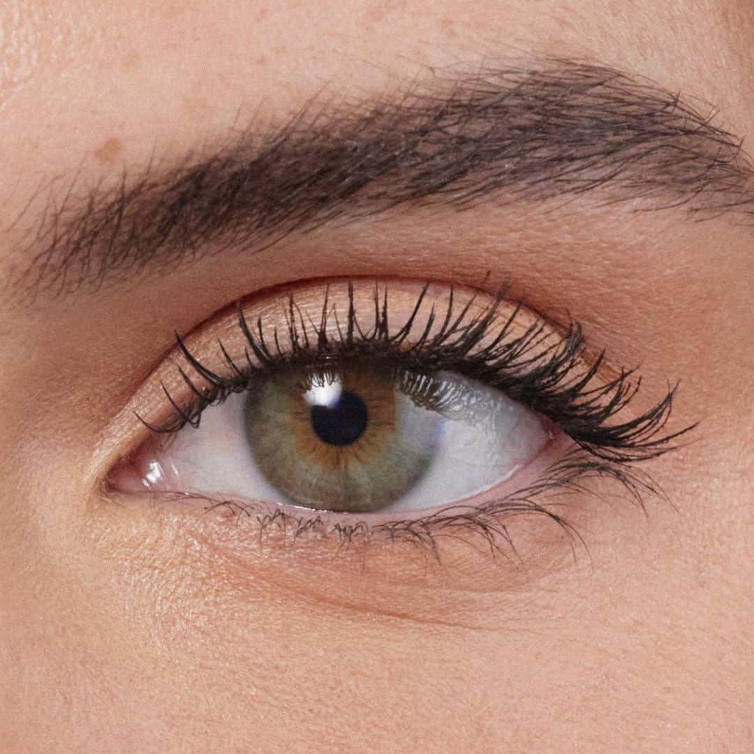Anastasia Beverly Hillsのインスタグラム：「The difference 3 coats of #ABHLashSculpt makes 😮‍💨 Swipe to see the before 👀 Grab yours now @nordstrombeauty!  #AnastasiaBeverlyHills #NordstromBeauty」