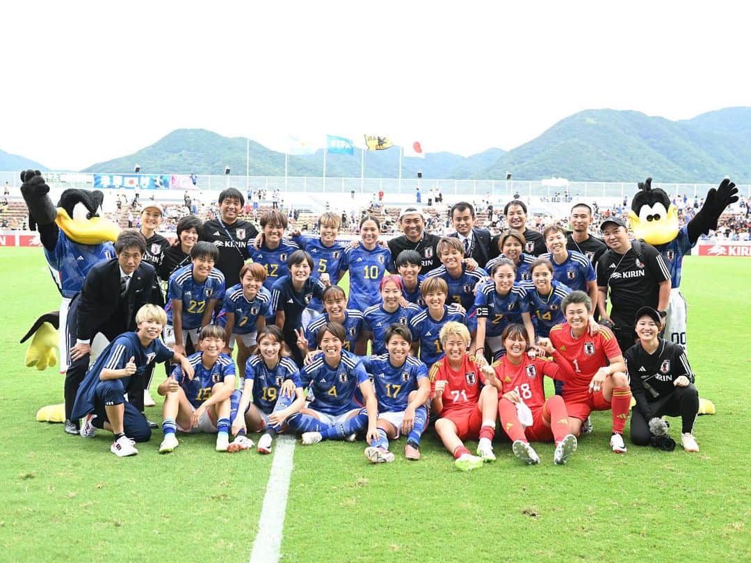 三浦成美さんのインスタグラム写真 - (三浦成美Instagram)「アメリカに戻りました🇯🇵🇺🇸 本当に沢山の応援ありがとうございました！ 特別な場所だなと改めて感じました。 自チームに戻り、日々高みを目指して取り組んでいきます！ ©︎JFA #なでしこジャパン #女子サッカー」9月28日 3時04分 - miura_narumi17