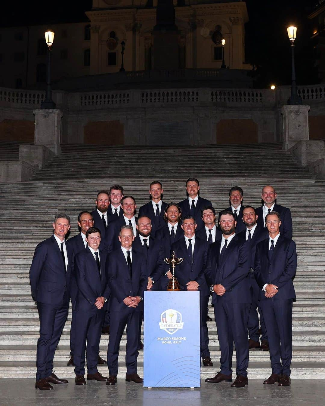 ルーク・ドナルドのインスタグラム：「September nights in Rome 🇮🇹  #TeamEurope」