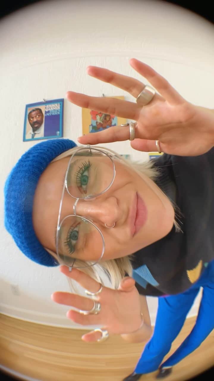 Warby Parkerのインスタグラム：「which frame/outfit combo is your favorite?🤠」