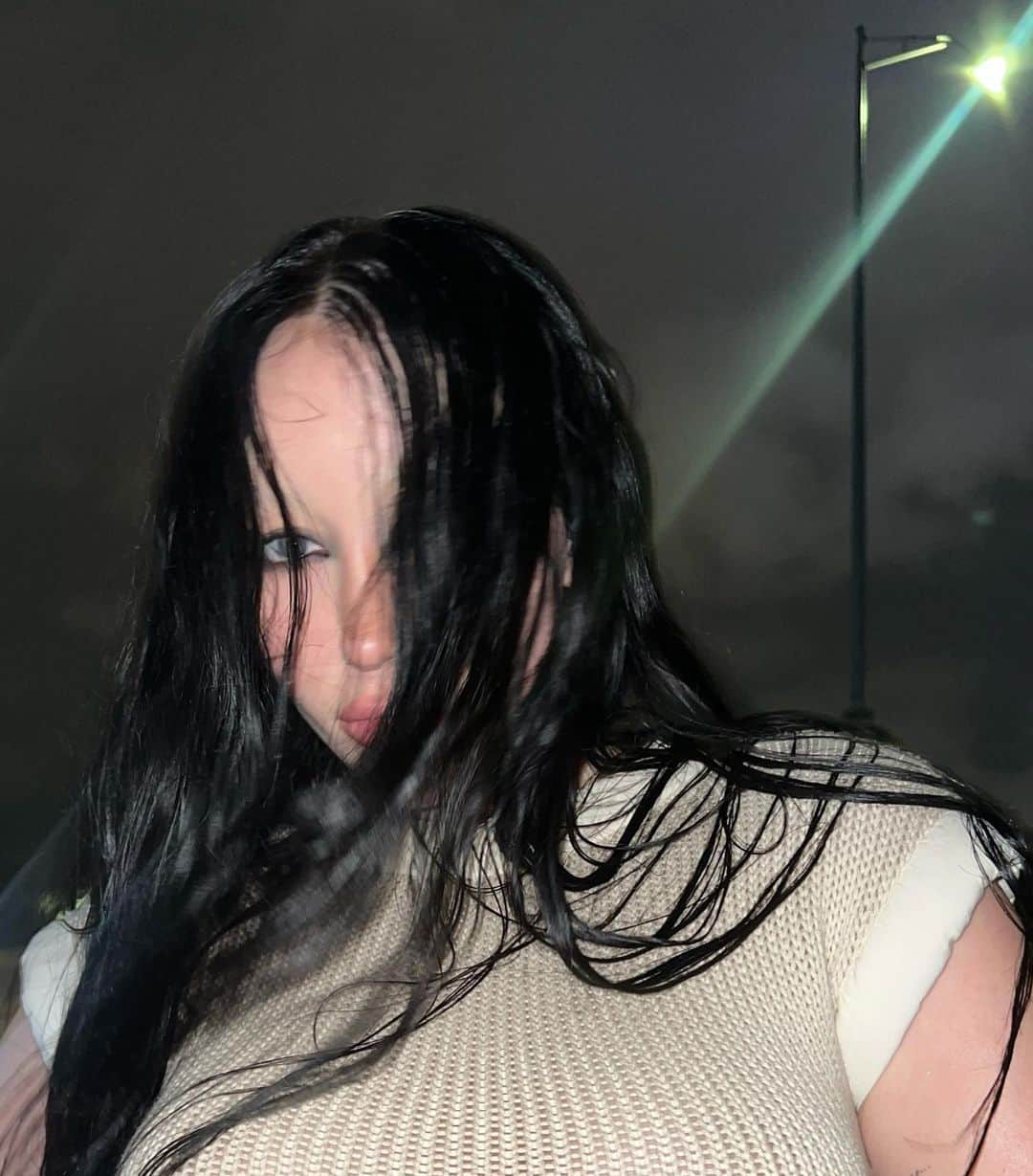 ノア・サイラスさんのインスタグラム (ノア・サイラスnoahcyrus)