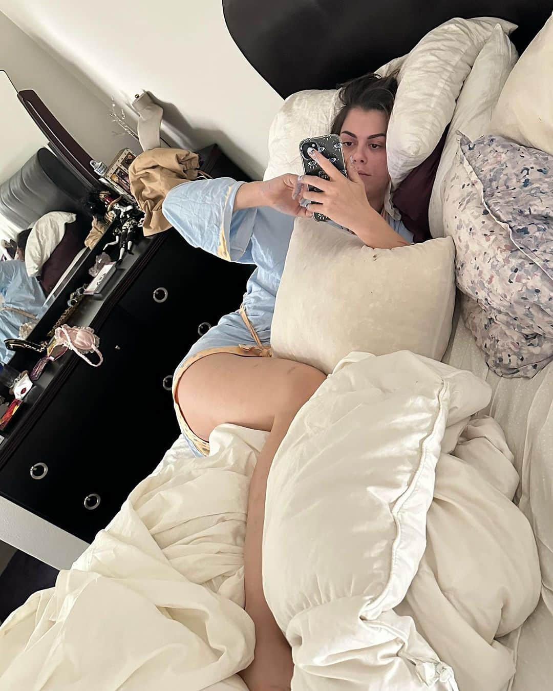 リンゼイ・ショウのインスタグラム：「GOOD MORNING! 💋」