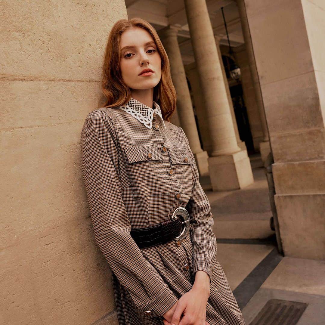 のインスタグラム：「Step into Parisian chic with our new collection of autumnal colors. Indulge in luxurious fabrics, exquisite tailoring, and elegant silhouettes that embody the essence of the season.   #annefontaine #parisianautumn #parisianchic #fw23」