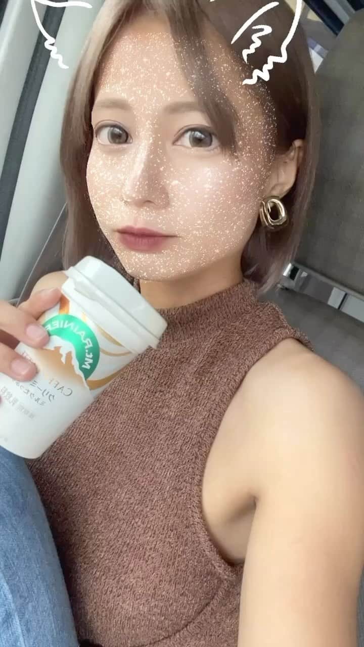 葉月るいのインスタグラム：「髪色可愛い  #ラピス #名古屋#ミルクティーカラー」