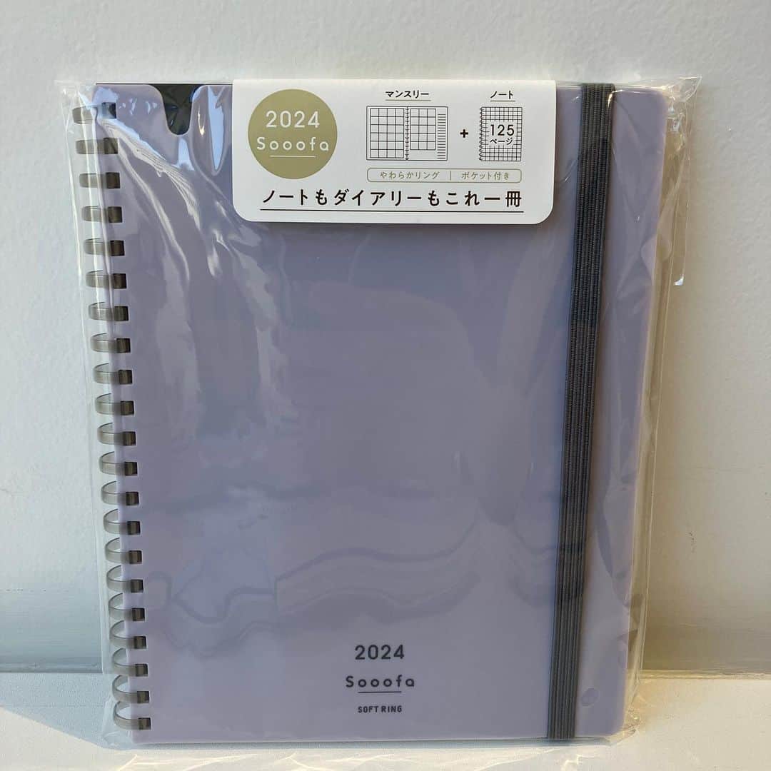  iPhone 7のディスプレイ写真には向きが逆、通常のホームボタンの切り欠きが表示される