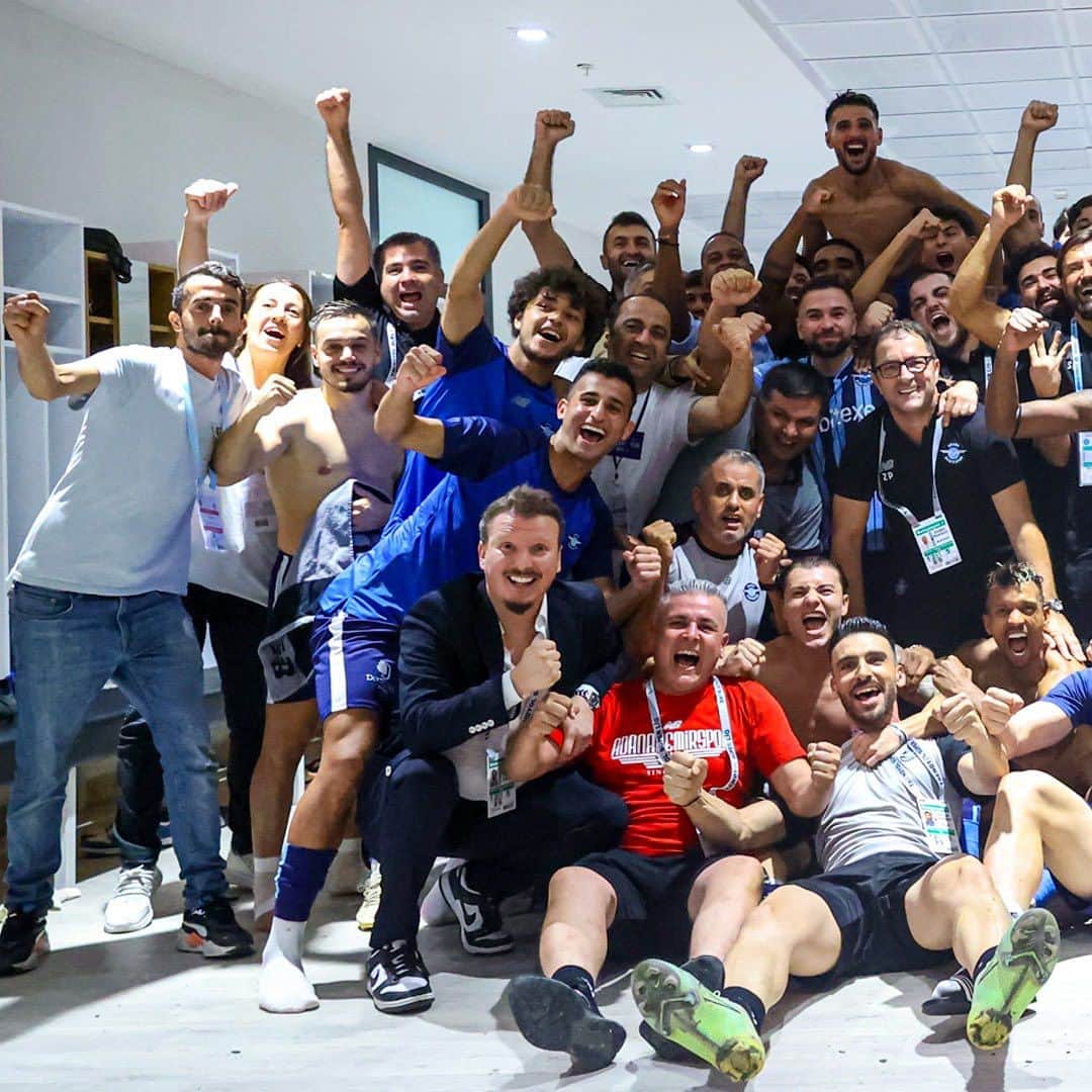 ナニさんのインスタグラム写真 - (ナニInstagram)「Huge win! Today, we showed what we're about! This is the way... Let's gooo! 💙⚡ #AdanaDemirspor #TrendyolSüperLig #Team」9月28日 6時49分 - luisnani
