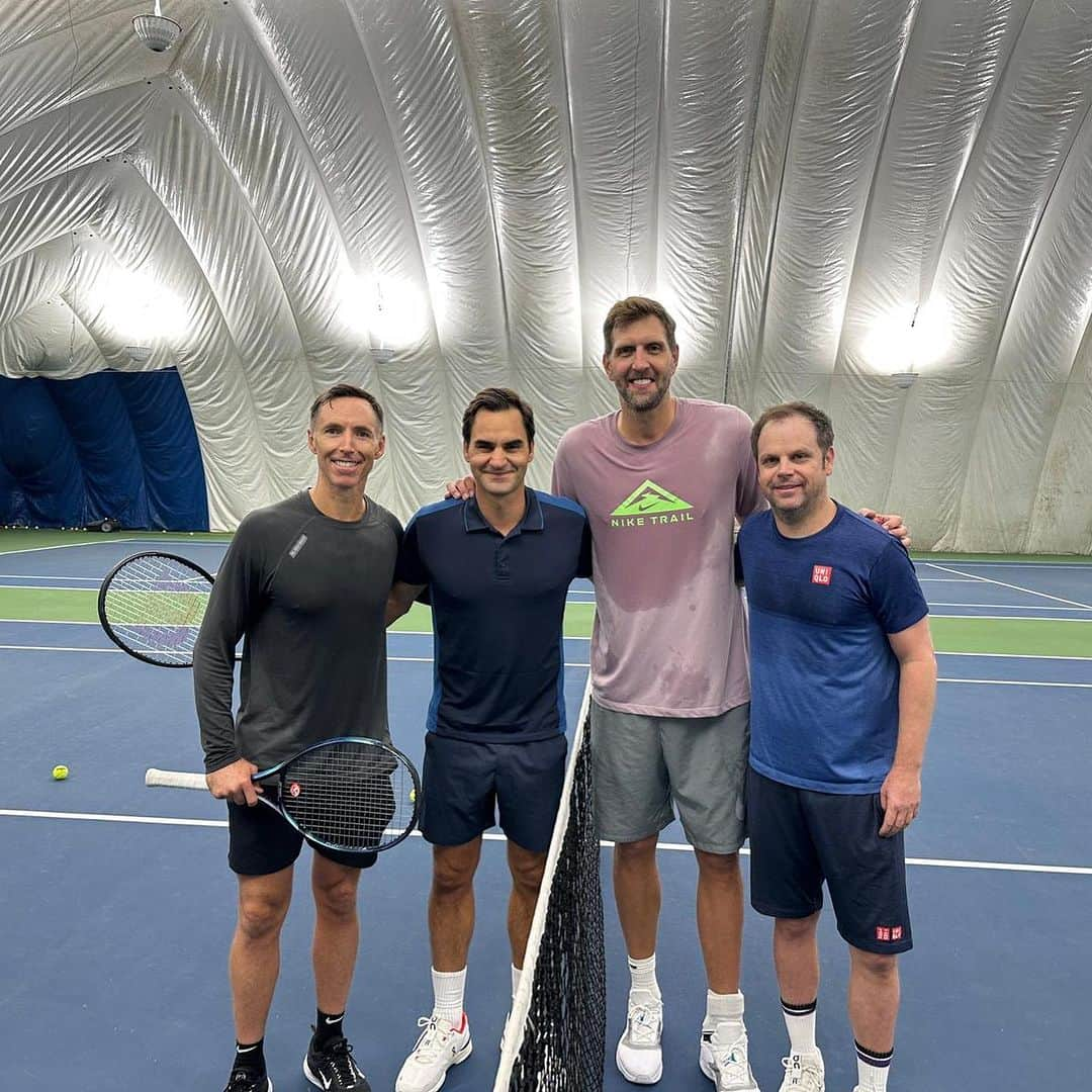 ロジャー・フェデラーさんのインスタグラム写真 - (ロジャー・フェデラーInstagram)「Thank you Vancouver for the amazing hospitality 🫶🙌🏼 Until next year @lavercup」9月28日 7時01分 - rogerfederer