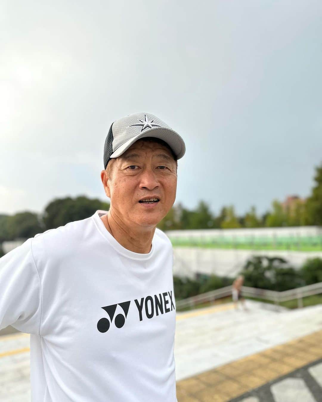 金石昭人さんのインスタグラム写真 - (金石昭人Instagram)「カネやん散歩🚶  スポーツの秋は始まったばかり〜😙  相方さん、よぅ起きたね〜😎  今動かないといつ動く？  どや  #カネやん散歩 #スポーツの秋 #身体動かせ #汗をかけ #どや」9月28日 8時09分 - kaneishiakihito