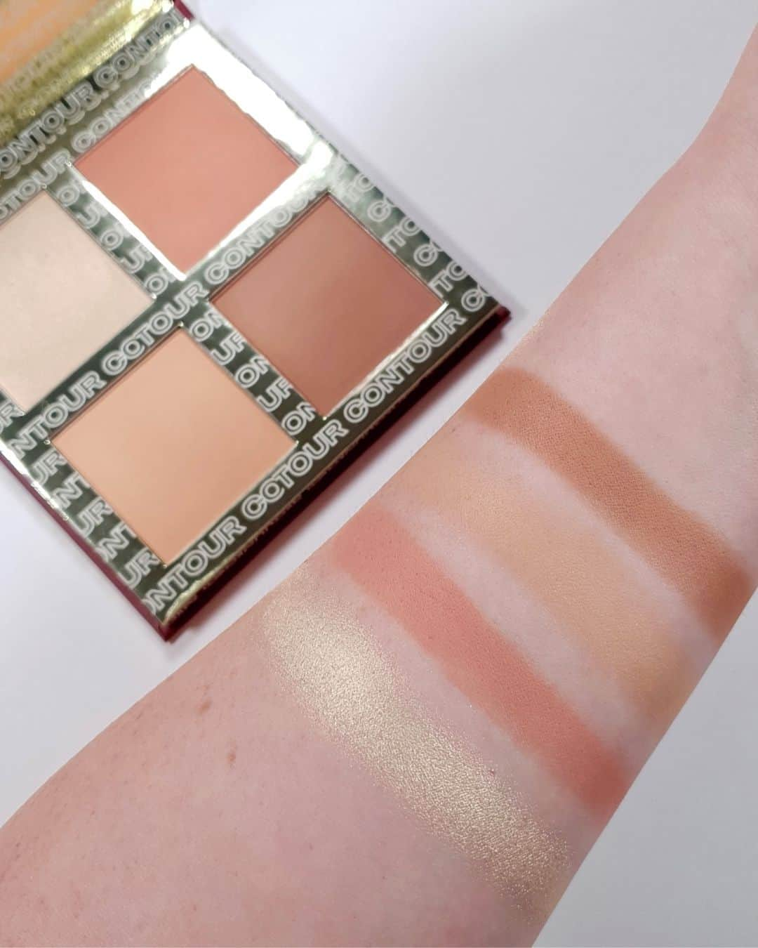 BH Cosmeticsのインスタグラム：「Brush on the look of summer with the ✨new✨ SUN SCULPT Contour Palettes ☀️🥵 All-in-one face palettes with ultra-fine, blendable, ＋ buildable powder formulas to get that complexion poppin' 💥 Swipe for 🔥 swatches 👉⁣ ⁣ ❤️‍🔥 Available in Light, Medium, Deep, ＋ Dark palettes⁣ ❤️‍🔥 1 highlight, 1 bronzer, 1 contour, and 1 blush shade⁣ ❤️‍🔥 Vegan. Cruelty-Free. Clean Ingredients.⁣ ⁣ #bhcosmetics」