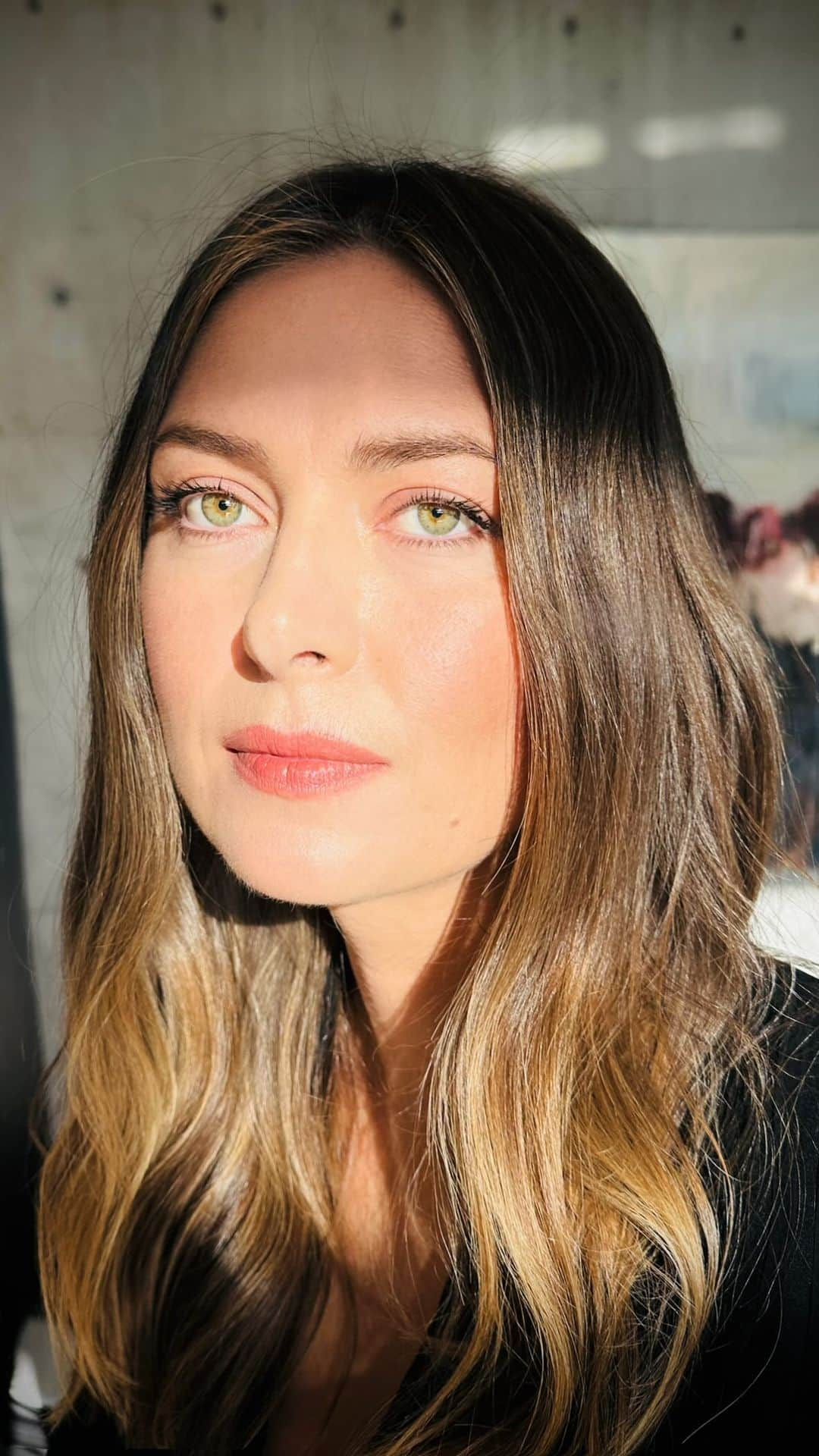 Kara Yoshimoto Buaのインスタグラム：「MARIA 🤍 Products are shared at the link in bio ✨ @welovecoco #welovecoco   • • •  #simplebeautybykara #simplemakeupbykara #makeupbykarayoshimotobua #mariasharapova #chanelbeauty #chanelmakeup #chanelmakeupartist #makeupartist #simplemakeup #makeupreels #simplebeauty #celebritymakeupartist #celebritymakeup」