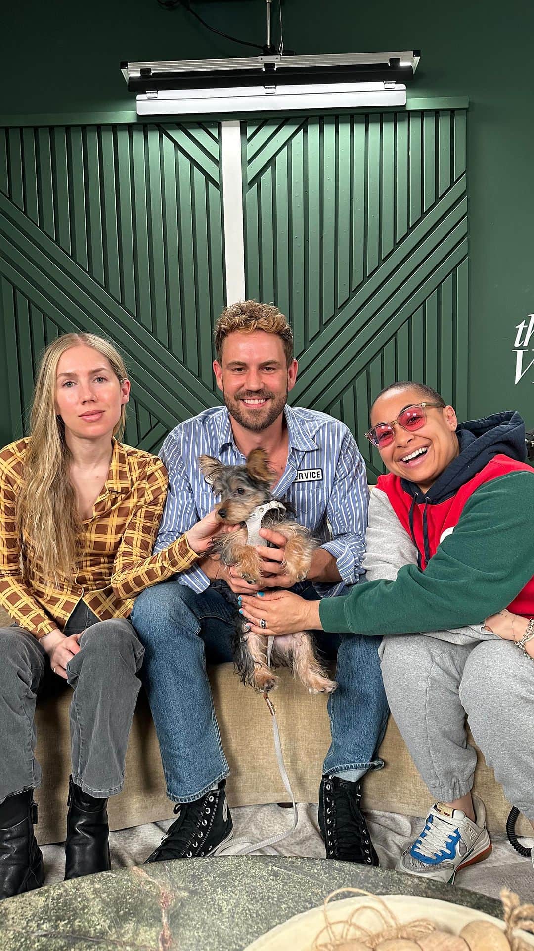 ニック・ビオールのインスタグラム：「The Iconic Raven Symone’ and her wonderful wife Miranda Maday join the The @viallfiles to discuss the power of manifestation, NDAs, the challenges of being a child celebrity, and so much more!! Plus Special Forces behind the scenes and Taylor and Travis.」