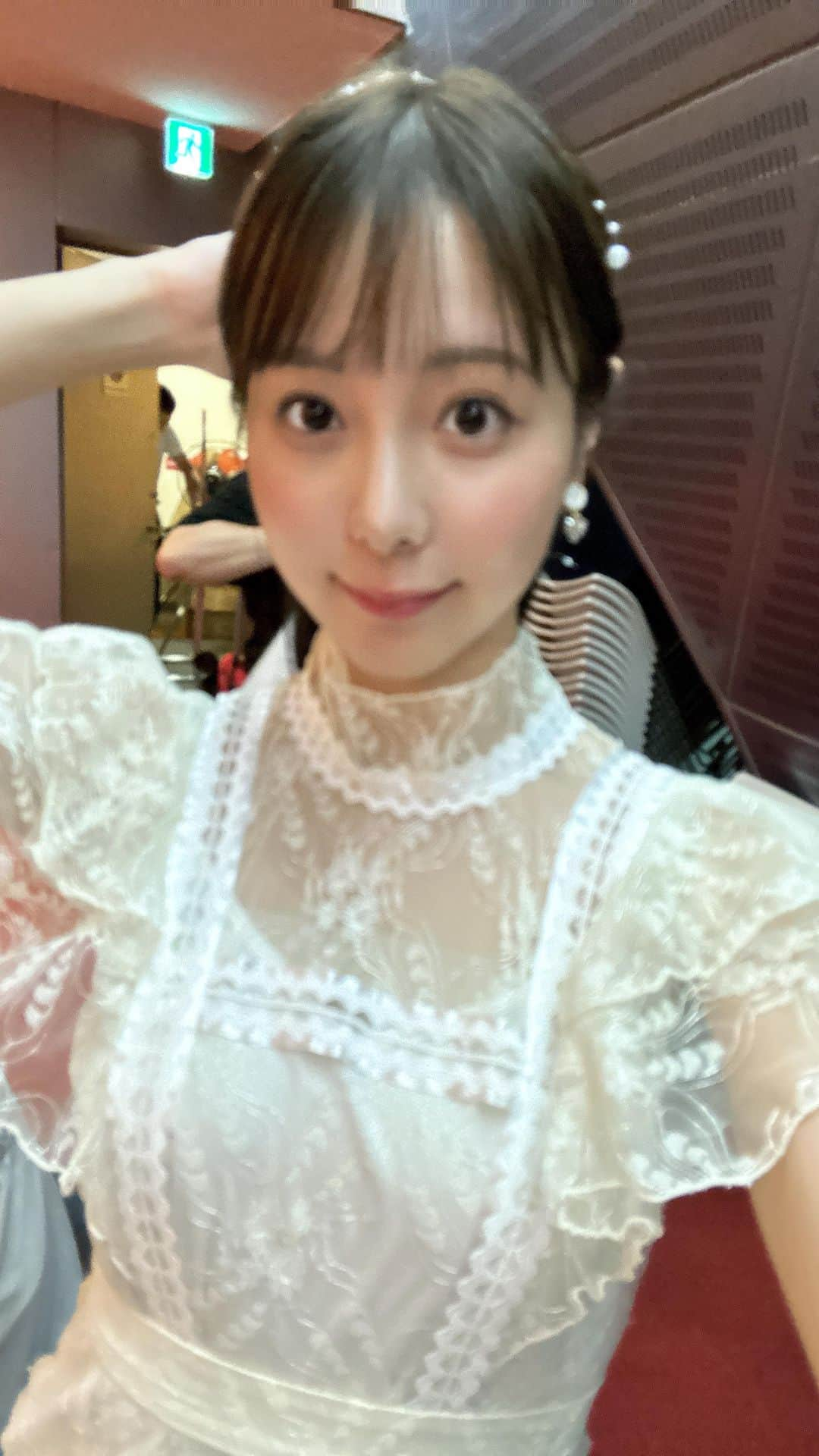 橘舞のインスタグラム：「你好💓  先日、#ミスflash2024 の所信表明イベントでした！ ミスflash2023グランプリ として今年参加し、 また違った景色でイベントに参加できて感慨深い気持ちでした😚 #ミスflash2023 としての活動ももう僅かですが、 これから先もミスFLASHを盛り上げていけるように頑張っていきたいと思います🫶  、  前幾日，係ミスflash2024嘅政策事件！ 今年作為ミスflash2023グランプリ參加， 😚 能夠以不同嘅風景參加活動，係一種深深嘅感覺。 ミスflash2023都非常活躍， 🫶 我想盡我所能，令閃電俠小姐喺未來更精彩。我想保持活躍，所以請🙏傳播您的帖子。  、 Suatu hari, itu adalah acara kebijakan untuk ミスflash2024! Berpartisipasi tahun ini sebagai ミスflash2023グランプリ, Itu adalah 😚 perasaan yang mendalam untuk dapat berpartisipasi dalam acara dengan pemandangan yang berbeda. ミスflash2023 juga sangat aktif, Saya ingin melakukan yang 🫶 terbaik untuk membuat Miss FLASH lebih menarik di masa depan. Saya ingin aktif, jadi tolong sebarkan postingan ini💓 Tujuan saya adalah tampil di program Indonesia.  #japanesegirl #japanesemodel #gravure #gravureidol #グラビア #グラビアアイドル #idol #ビジョビ #偶像 #我的 #自拍 #粉我  #模特 #約拍 #我的最愛  #그라비아　#無加工#bikinimodel #bikinigirl  #selfie #animegirl #셀카 #셀스타그램  #좋아요 #맞팔 #like4like #india #橘舞」