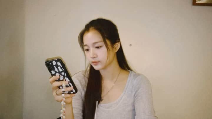キムヘリムのインスタグラム：「해피 추석🩵」