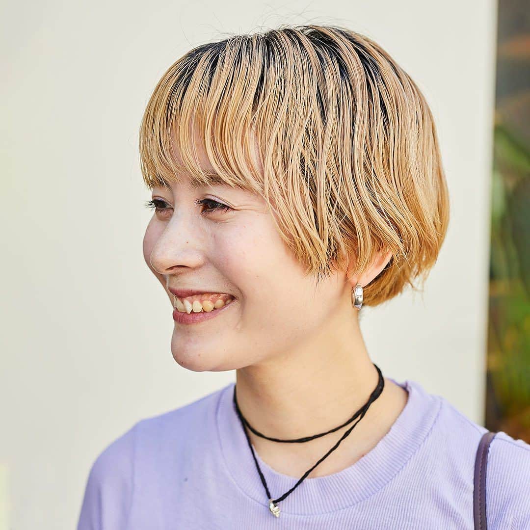 ハグマグ編集部さんのインスタグラム写真 - (ハグマグ編集部Instagram)「須長あき子さん& 凪紗ちゃん・ 0歳  ブラックで引き締めてカジュアルシックに❤︎  ［mama］ Tops＆Bottoms：GALERIE VIE Earring：DAUGHTERS JEWELRY Necklace：P.NINA Bangle：HERMES Ring：talkative＆Gabriela Artigas＆DAUGHTERS JEWELRY＆Charlotte Chesnais＆hum＆agete＆Iosselliani＆CHAUMET Bag：WANDLER Shoes：PLAYGROUND  ［kids］ Tops＆Socks：PETIT BATEAU Bottoms：Silly Silas ___________________________________  詳しくはウェブサイトの記事で紹介中。プロフィールのリンクからチェックしてね🌼 @hugmug_insta ___________________________________ #hugmug#ハグマグ#親子スナップ#ママファッション#ストリートコーデ#ガーリーカジュアル#秋コーデ#秋ファッション#秋服#リンクコーデ#親子リンク#キッズファッション#キッズスタイル#ママコーデ#ママコーデファッション#カジュアルコーデ#秋色カラー#おしゃれキッズ#ベビー服#男の子コーデ#女の子コーデ#家族コーデ#ファッションスナップ#親子ファッション#家族コーデ#家族写真#家族スナップ#親子リンクコーデ#親子ペアルック#親子装#ハグマグファミリー」9月28日 19時29分 - hugmug_insta