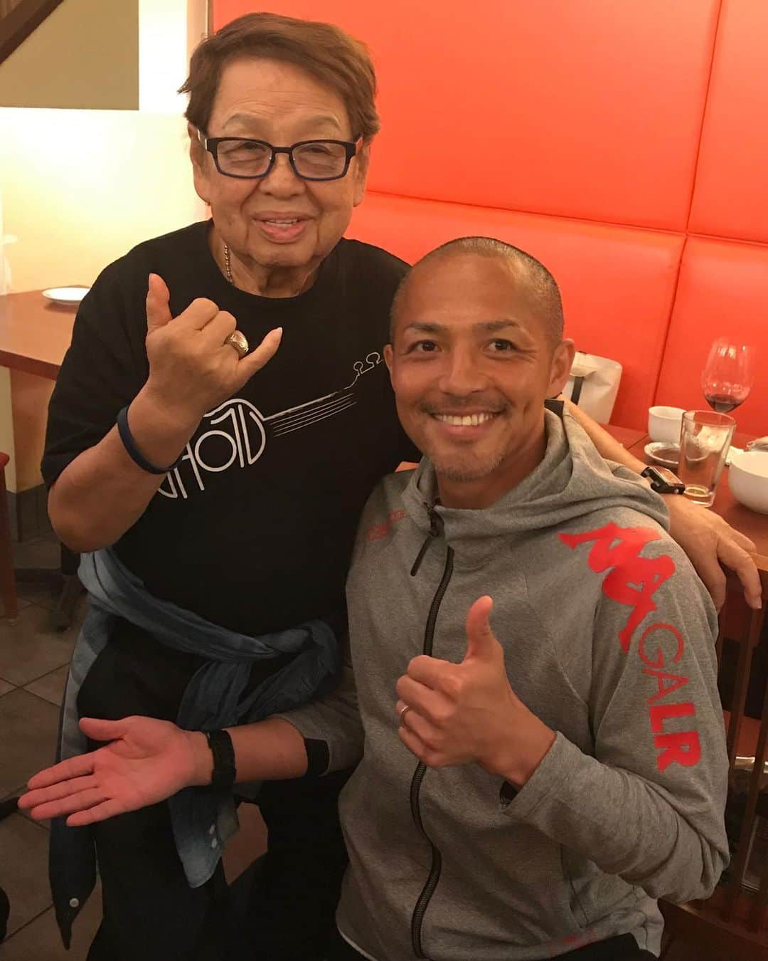 高木ブーさんのインスタグラム写真 - (高木ブーInstagram)「小野伸二選手、お疲れ様でした。  #感動をありがとう #小野伸二 #高木ブー」9月28日 19時29分 - bootakagi85