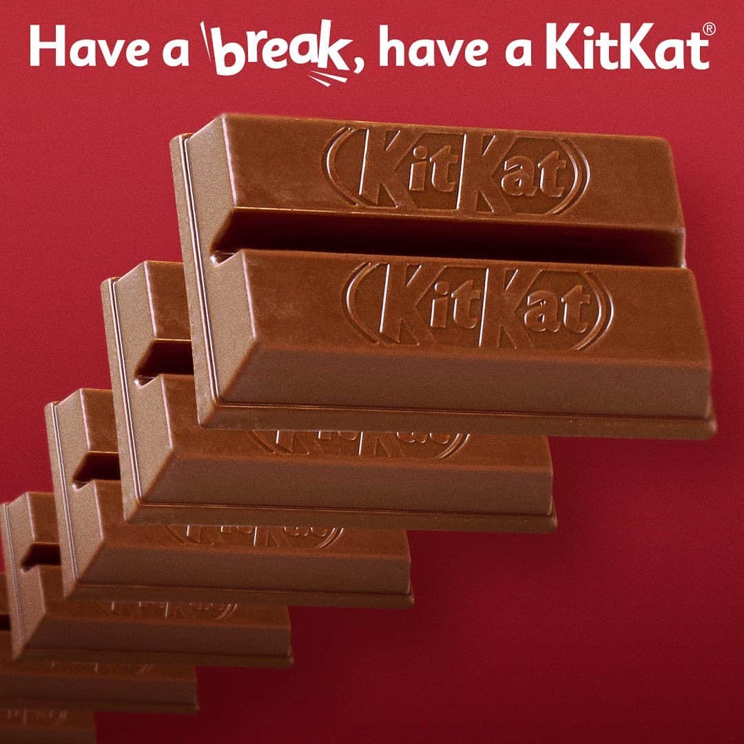KITKAT Chocolatoryのインスタグラム：「【コメントから絵文字を送ってね🍫】  今週残りを乗り切るために... ハブ ア ブレイクゥゥゥゥゥゥ💨💨💨💨  頑張り屋さんのあなた！ 是非 #キットカット でパワーチャージしましょう🍫☕️  がんばったぞ！自分をほめてあげたい！という方、コメントから【🍫】を送ってね！ 公式から「いいね♡」がつくかも...！  #kitkat #break #ブレイク #チョコレート #ウエハース #サクサク #ザクザク #チョコレート好き #チョコレート好きと繋がりたい #チョコレート好きな人と繋がりたい #チョコレート大好き #おやつじかん」