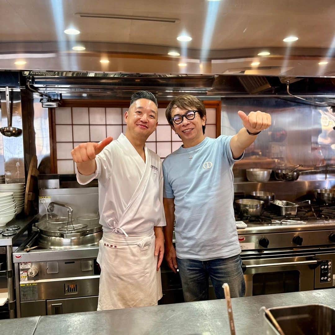 松浦勝人のインスタグラム：「飯田商店。 噂には聞いてましたが、ここまでうまいとは恐れ入りました！  #飯田商店 #ラーメン #湯河原」
