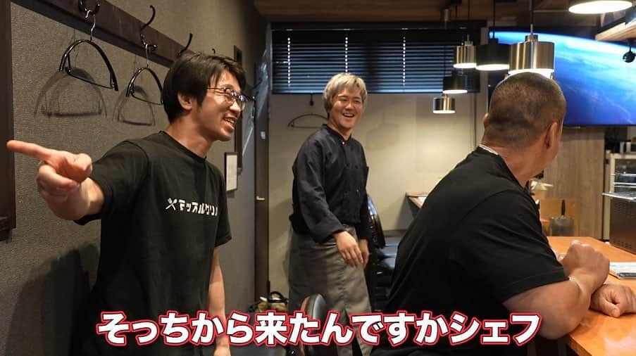 マッスルグリルさんのインスタグラム写真 - (マッスルグリルInstagram)「COCOCOROの大西さんに減量中でも食べられる究極に美味しいステーキを教えてもらいました！ 大西さんありがとうございました😊またよろしくお願いします🍴 #cococoro #cococoroチャンネル #大西哲也 #ステーキ #塩漬け #減量 #ダイエット #マッスルグリル #ポパイ関根 #スマイル井上」9月28日 20時06分 - musclegrill