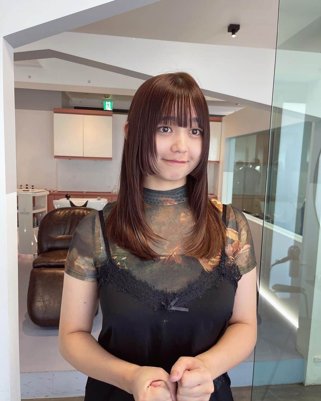 美澄衿依さんのインスタグラム写真 - (美澄衿依Instagram)「姫カット👸♡  @hideto_momota さんいつもありがとうございます！！」9月28日 20時25分 - misumidasu