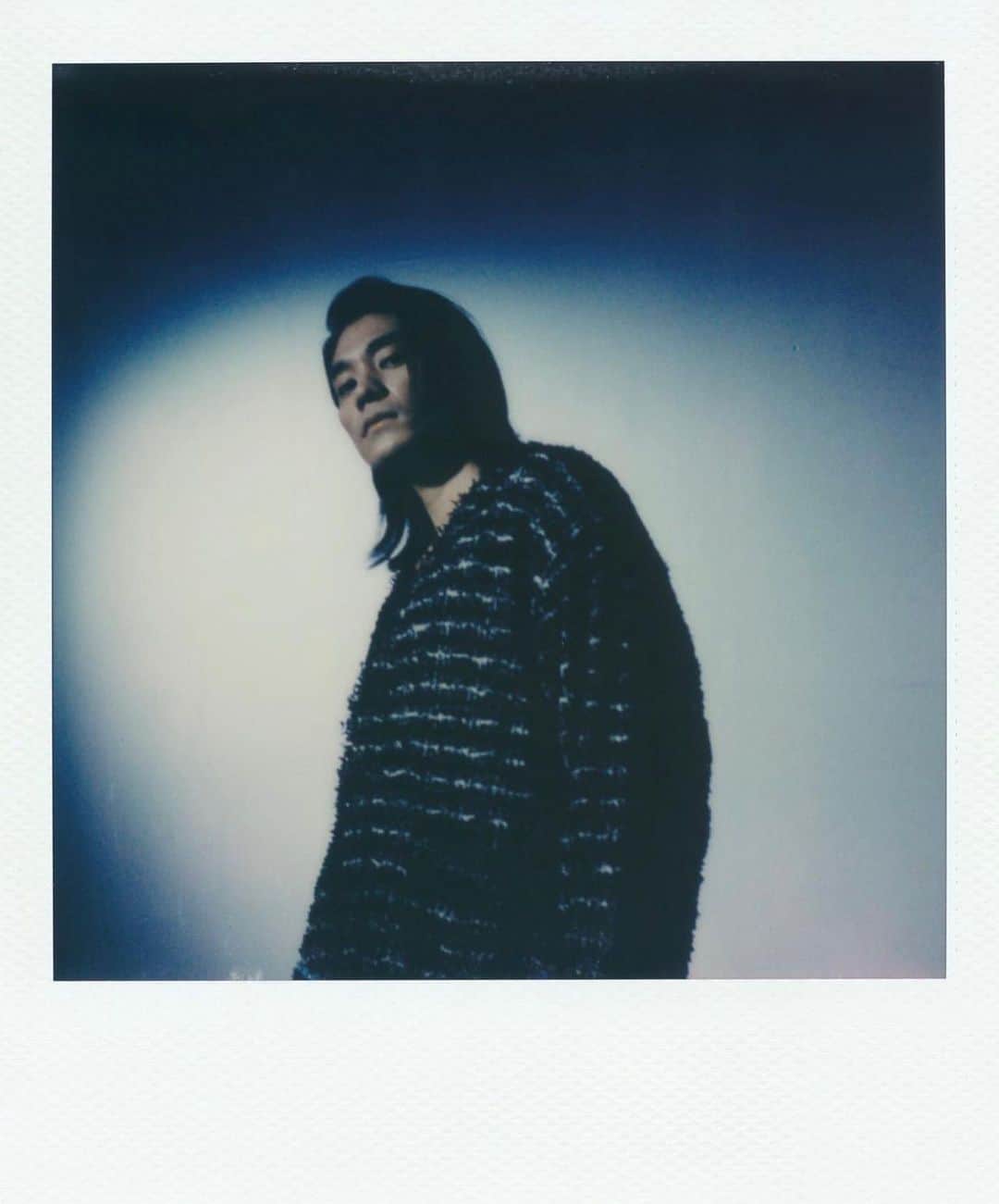 ROUのインスタグラム：「・Director&Producer：Kosuke Kuroyanagi(VOLO) @k_kuroyanagi ・Photographer：Hiroki Yamaguchi @hisameee ・Stylist：Syuto Tanaka @syttnk ・Hair&Make：Nanako Yajima @nko._____ ・Producer assistant：Hanji @_hanji.v ・Clothes：DISCOVERED @discovered_official  ・Production：VOLO @volo_tokyo」