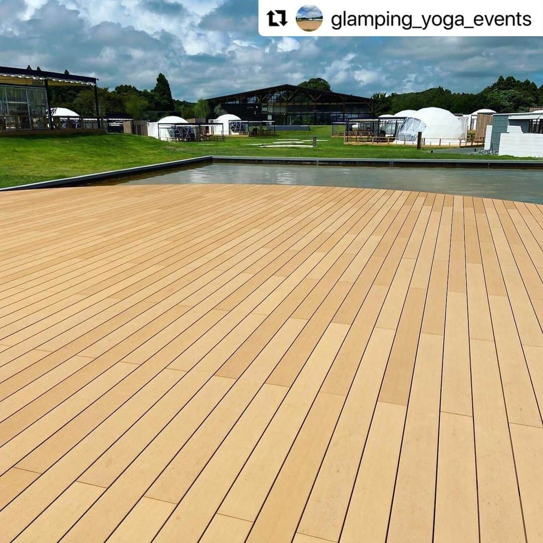 Ken Harakumaさんのインスタグラム写真 - (Ken HarakumaInstagram)「#Repost @glamping_yoga_events with @use.repost ・・・ ⭐️ヨガ参加のみもお受付しております⭐️ 美味しい手作りランチ付き♪ 2023年11月3日(金)㊗︎ 青空と星空のグランピングヨガとプチマルシェ ISUMI Glamping Resort ＆Spa SOLAS いすみグランピングリゾート&スパ ソラス 千葉県いすみ市釈迦谷1610-1 にて開催します。 @glamping_yoga_events ←イベントInstagramつくりました。フォローお願いします❣️  日本ヨガ界の第一人者　ケン・ハラクマ先生と、 テレビでも活躍の谷中めぐみ先生のヨガレッスンを体験できる貴重な機会です。 @kenharakuma  @international_yoga_center @yaa__na   ソラスのグランピング施設にて、青空と星空のもと、ヨガをお楽しみいただきます。 宿泊をして1泊2日でのんびりとお過ごしください。  また、ヨガウェアやアクセサリーなどのプチマルシェも開催。 @millebacishop  ヨガウェアMILLEBACI sugamihoko  切り絵作家すがみほこ pinedoor_ Pinedoor @spica.color Spica @harumi.taketsugu.39  FLUID @jewelry_studio_aya  jewelry studio Aya tony57_labo とにーLABO @kuu704yumi  Relaxing salon Kuu @sunnysmile.headcare  sunnysmile @bonmal_kamogawa Bon-mal PUDDING @warung_ombak ワルンオンバック  宿泊をせず、ヨガとマルシェだけでも、 ヨガや宿泊をせず、マルシェだけでもお楽しみいただけます。  #ヨガ #ケンハラクマ  #ケンハラクマ先生  #谷中めぐみ　#谷中めぐみ先生 #いすみ市　#グランピング　#ソラス #青空ヨガ　#星空ヨガ　#瞑想 #マルシェ #ヨガウェア　#切り絵　#アクセサリー #レジンアート　#もみほぐし  #バザルトストーン　#インド式ヘッドケア #プリン　#インドネシア料理」9月28日 12時19分 - kenharakuma