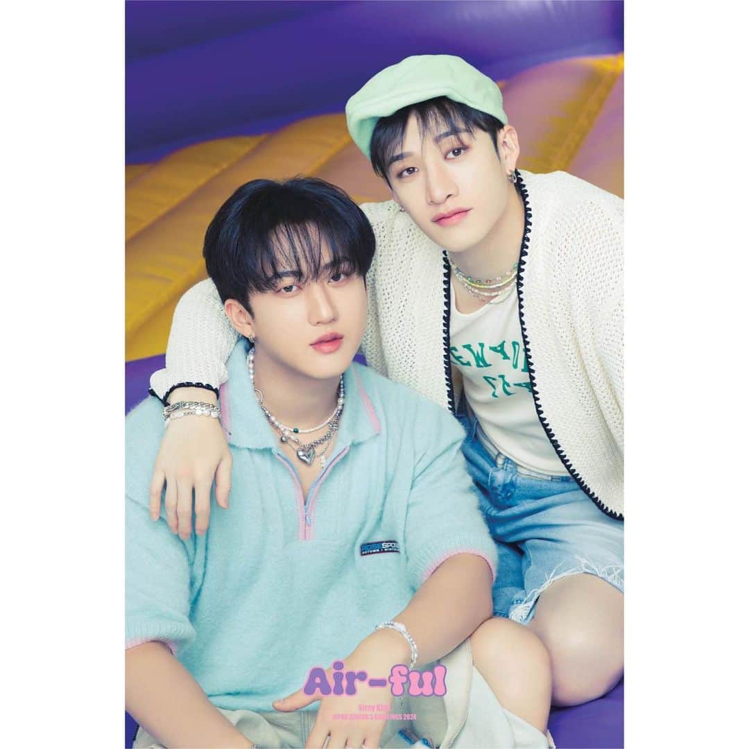 Stray Kidsのインスタグラム：「Stray Kids JAPAN SEASON’S GREETINGS 2024 "Air-ful"   Unit Teaser Image #BangChan #Changbin   #StrayKids #スキズ #JAPAN_SEASONS_GREETINGS_2024 #Airful」
