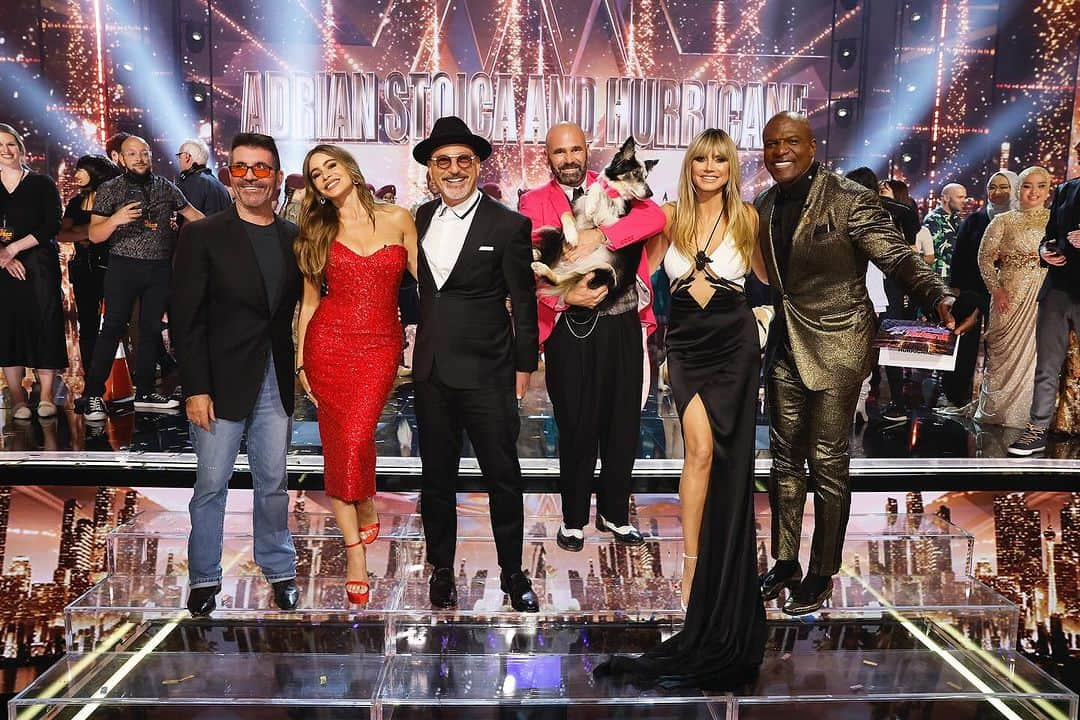 テリー・クルーズのインスタグラム：「That’s a wrap! What an amazing season and finale! Thanks for watching #AGT!!!」