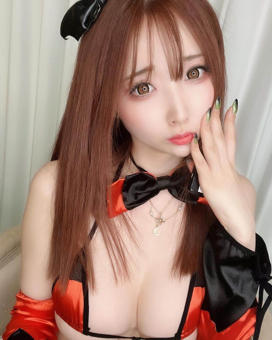 桃色れくさんのインスタグラム写真 - (桃色れくInstagram)「エッ来月ハロウィン？！🎃 ⁡ * * * * * 🍑ももれくフレンズ予定🍑 ⁡ 10/1　ラブバニー撮影会 10/28　ギャルカフェ10sion 1日店長 11/12　名古屋  ⁡ 🍑毎日更新中ファンクラブサイト「Fantia」🍑 Instagramに載せられないのが載ってます♡ https://fantia.jp/fanclubs/17179 ⁡ 🍑＼To my overseas fans／🍑 ▶️https://www.patreon.com/momoreku ⁡ * * * * * #ハロウィン衣装 #halloween🎃 #halloweencostume  #ハロウィン #下乳ビキニ #わがままボディ #こすぷれ  #ハロウィンビキニ #玩球的貓 #角色扮演服  #freelancemodel #japanesegirl」9月28日 14時03分 - momoreku