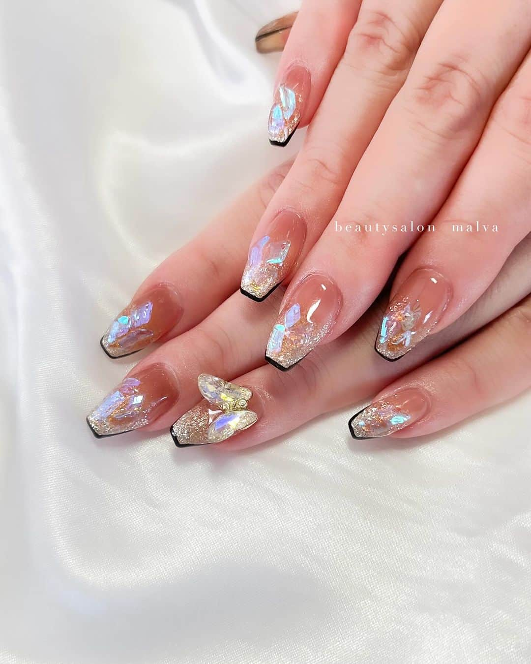 nailsalon malva（ネイルサロンマルヴァ）のインスタグラム