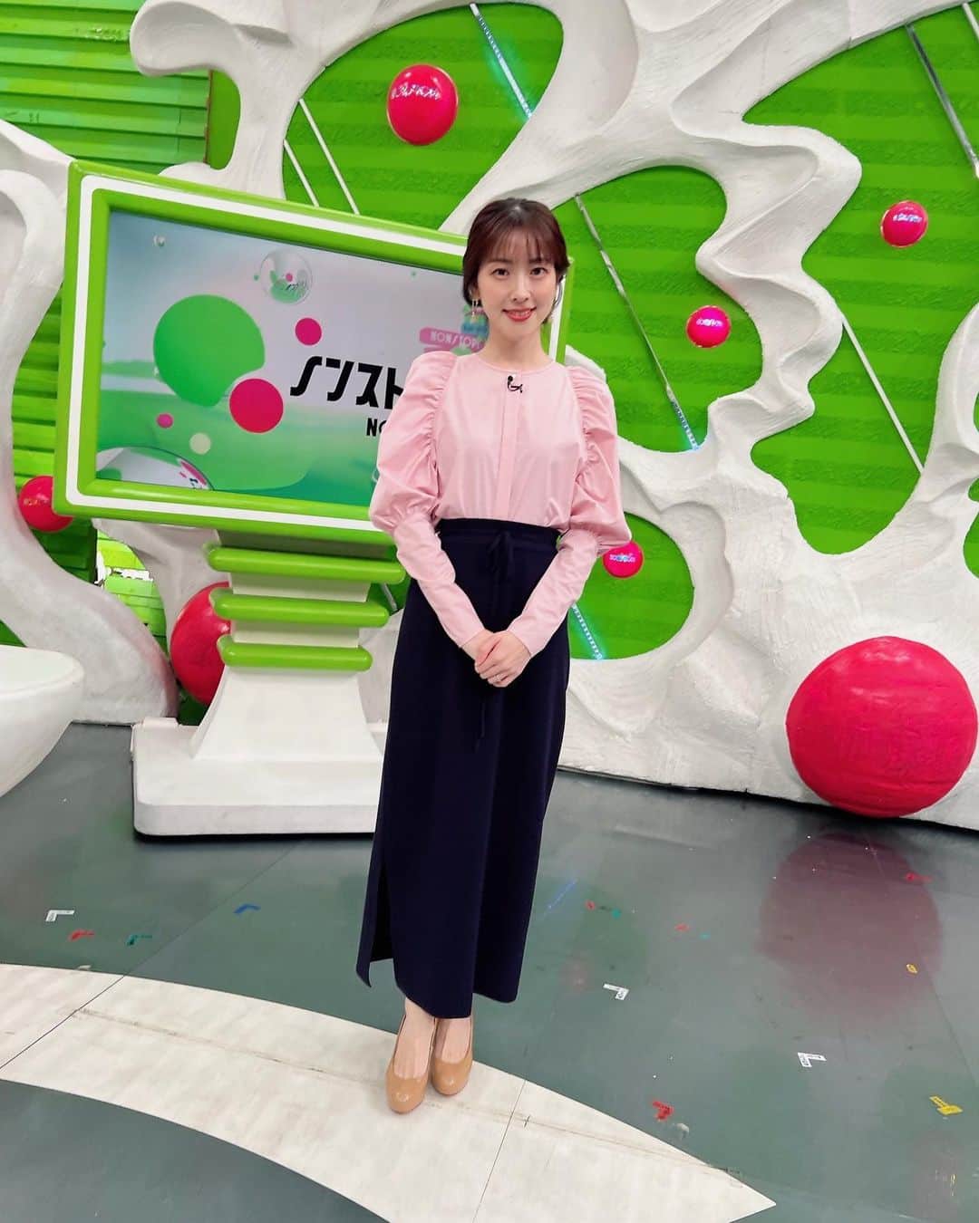 【公式】『ノンストップ！』のインスタグラム：「・ 本日もありがとうございました☺︎   #三上真奈 @mana.mikami47  #衣装」