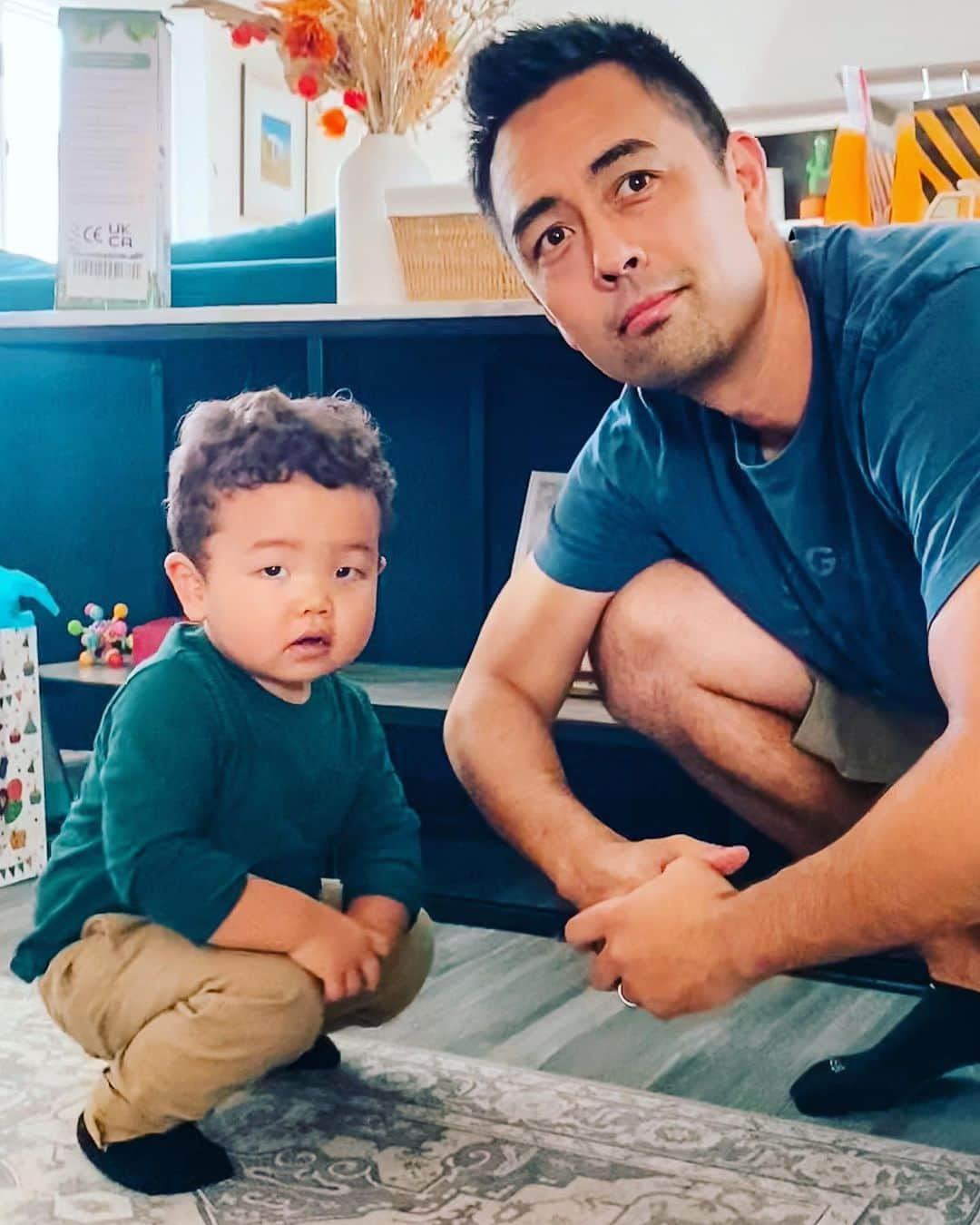 Hapa 英会話のインスタグラム：「Every day is full of surprises with you. Happy birthday, bud 🎂 Stop growing up so fast!!  #twoyearsold #2歳 #誕生日 #hapa英会話」