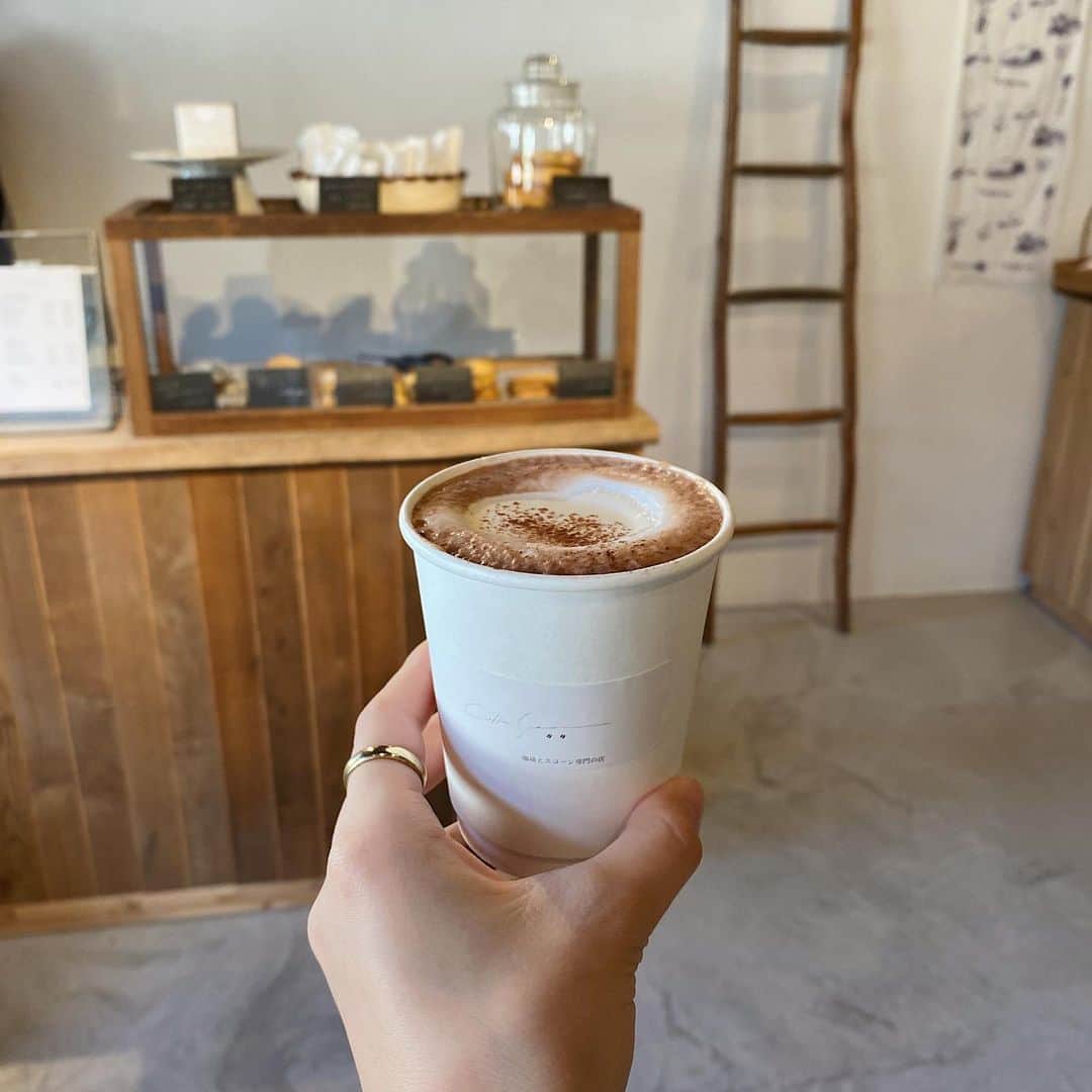 yuinaのインスタグラム：「@coffee.sen____ のマロンショコラ・オレめっちゃ美味しかった🥹🌰 #coffeesen #名古屋カフェ #瑞穂区カフェ #instajapan」