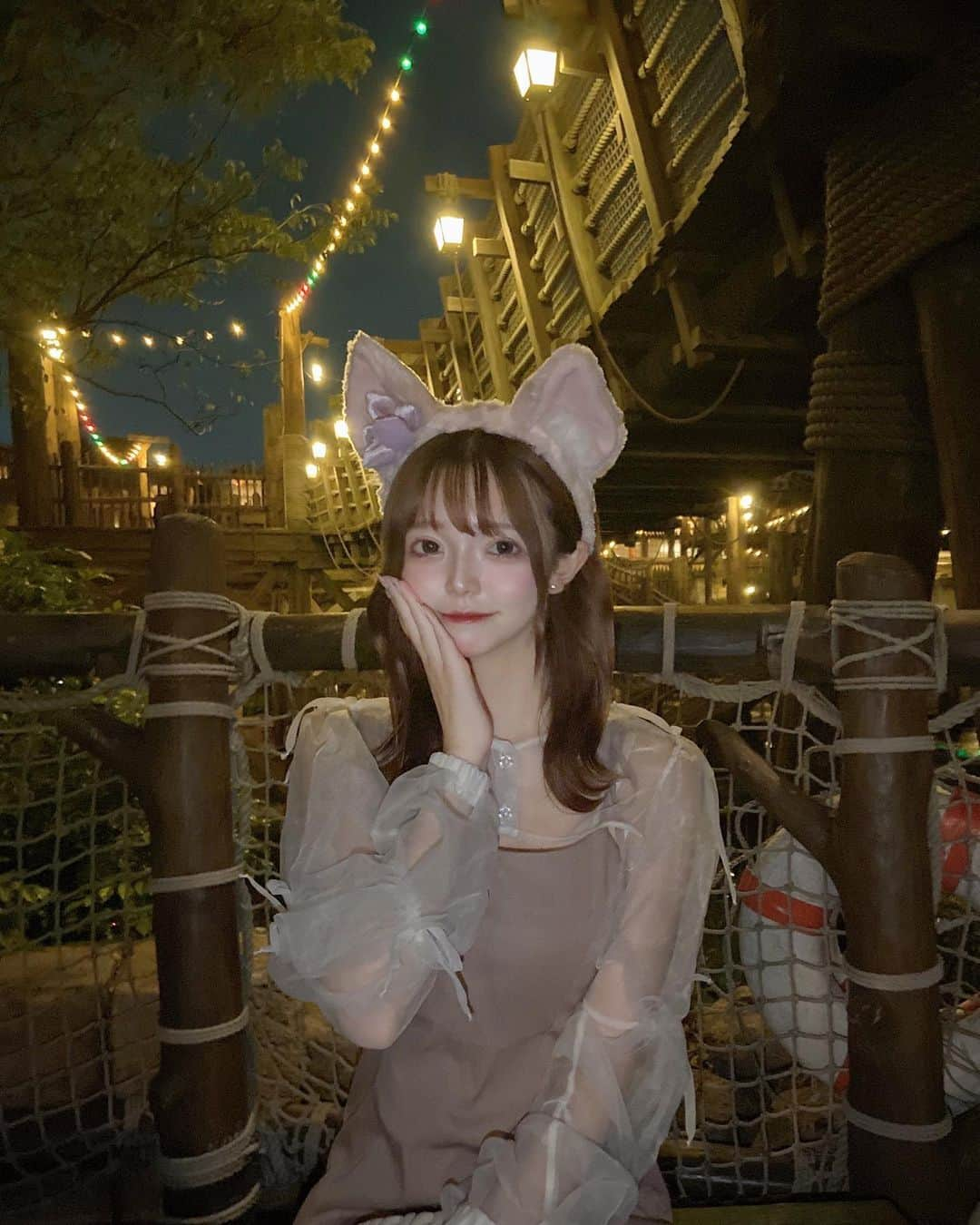 奥本陽菜さんのインスタグラム写真 - (奥本陽菜Instagram)「#disneysea  #disney  #ディズニーコーデ  #リーナベル  #リーナベルコーデ  行きすぎてるとか言わないで😛」9月28日 15時45分 - hinanohiroshima