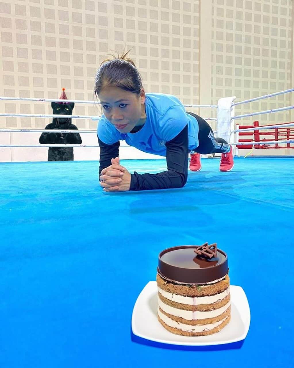 Mary Komのインスタグラム：「@pumaindia , I had to train for a match the next day and still got you a cake 🥊 How can you forget?   Attend the PUMA Birthday Bash this year at PUMA.com, App & Stores. Grab some birthday treats & special return gifts too 🎁   #PUMABirthdayBash」