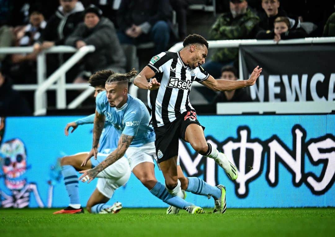 ジェイコブ・マーフィーさんのインスタグラム写真 - (ジェイコブ・マーフィーInstagram)「Worked our socks off and into the next round 💯 @nufc」9月28日 16時01分 - jacobmurphy95