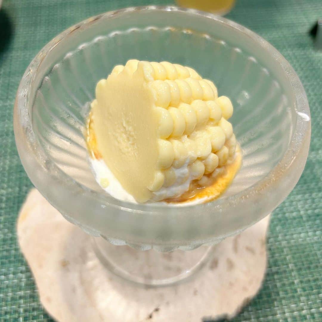 葉月里緒奈さんのインスタグラム写真 - (葉月里緒奈Instagram)「見て楽しい食べて美味しい　@honsen_kitashina 。 月替わりメニューだから来月も楽しみ😊 #北品川グルメ#honsen#winedininghonsen#ワインダイニングホンセン#白ワインで乾杯#〆のビール#八海山ビール#rionahazuki」9月28日 16時06分 - riona_hazuki