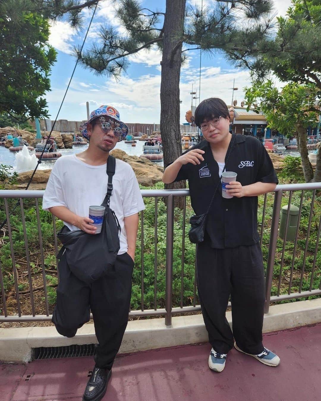 金田哲さんのインスタグラム写真 - (金田哲Instagram)「シーはいいよなぁ〜🤤  #東京ディズニーシー  フジモンさんのひとりジャンピンジェリーフィッシュに、大悟さんのビールとスモークの行って来い。安村さんのタートルグダグダトークに、関町さんのおにぎりの具の話。たのしかつた😂兎にも角にも、こんぱすおぶゆあはーーーーっと⛵️❣️」9月28日 16時15分 - satoshi_kanada