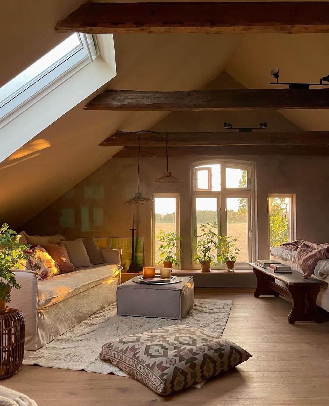 My Interiorのインスタグラム：「Good morning from the lovely town house @oliverogard」