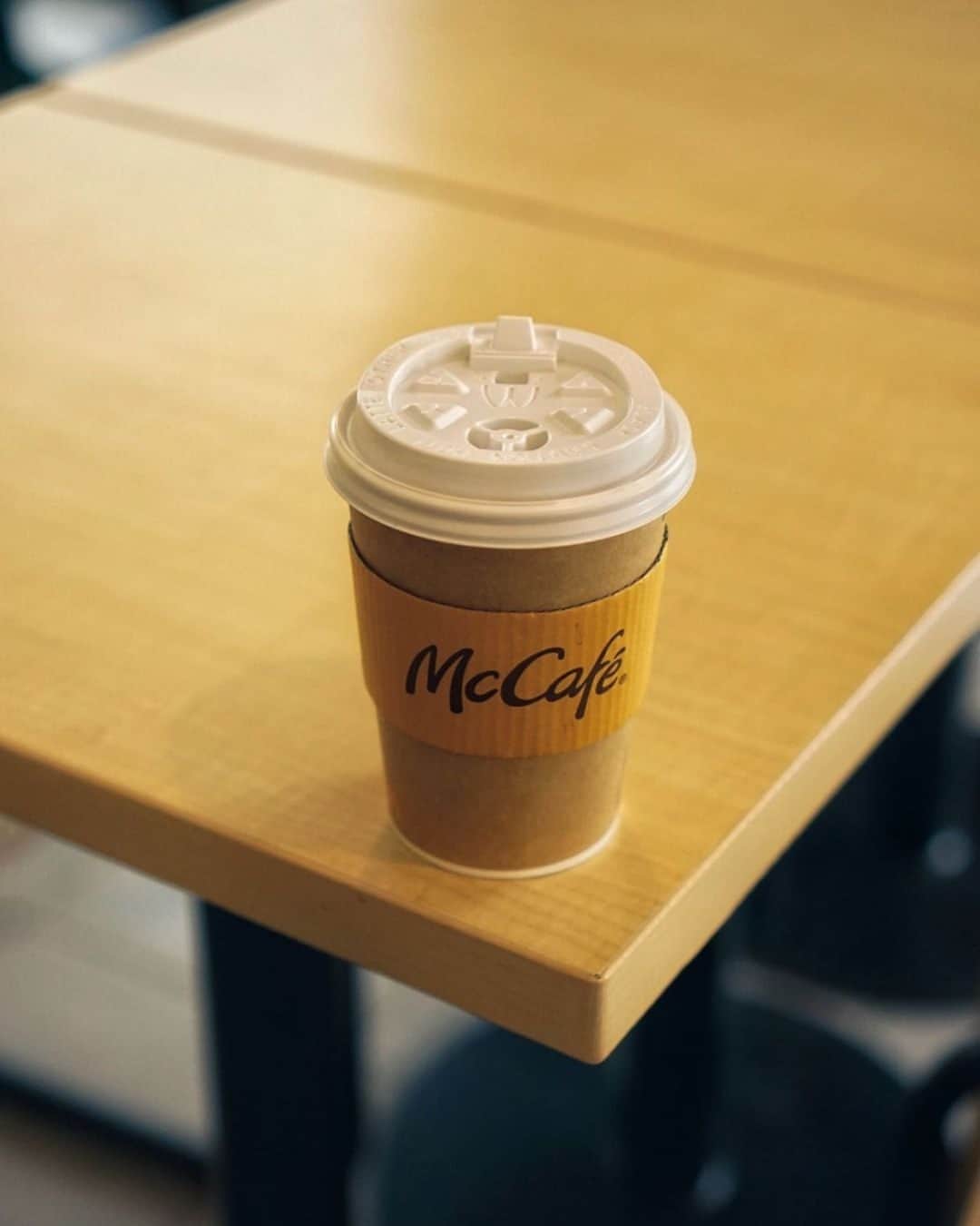 McDonald's Philippinesのインスタグラム：「POV: madami ka pang work today at need mo magising  📸 @the.patrisyo」