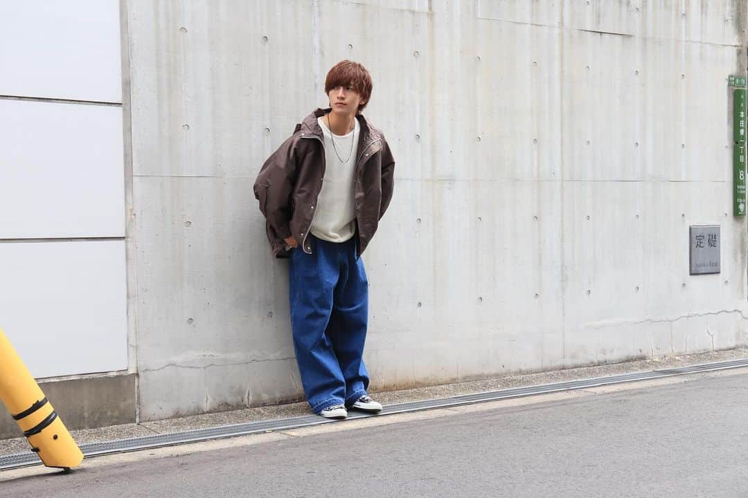 黒崎澪音のインスタグラム：「秋まだかなー？🍂👀 暑いよーて」