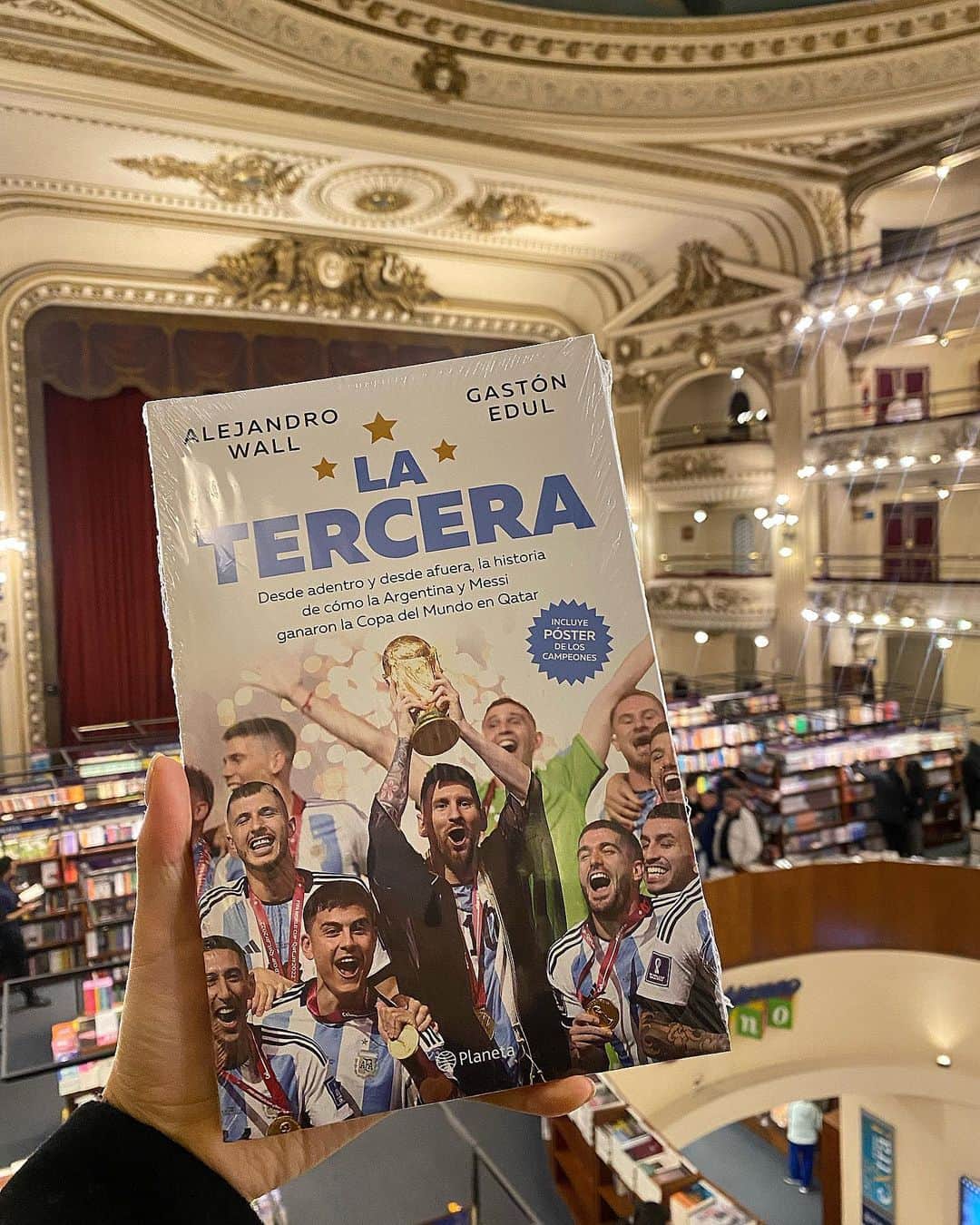 浅田舞さんのインスタグラム写真 - (浅田舞Instagram)「私の𝓑𝓾𝓮𝓷𝓸𝓼 𝓐𝓲𝓻𝓮𝓼旅🇦🇷  2度目の訪問.季節は冬でした.」9月28日 17時15分 - asadamai717
