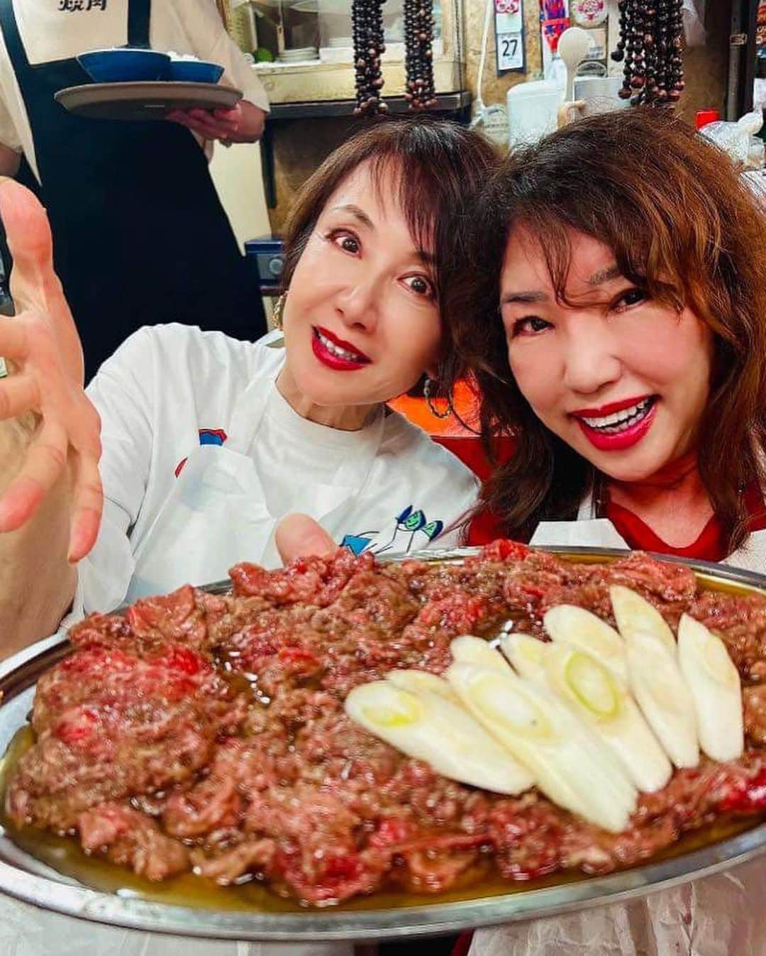 奈美悦子さんのインスタグラム写真 - (奈美悦子Instagram)「久しぶりに焼肉！ 飲めるロース！😊 #焼肉 #焼肉屋 #久しぶり #飲めるロース #ミノ #ハラミ #美味しかった #食べ過ぎ #食べすぎた #また #行きたい #ごちそうさま#ごちそうさまでした」9月28日 17時25分 - nami.etsuko