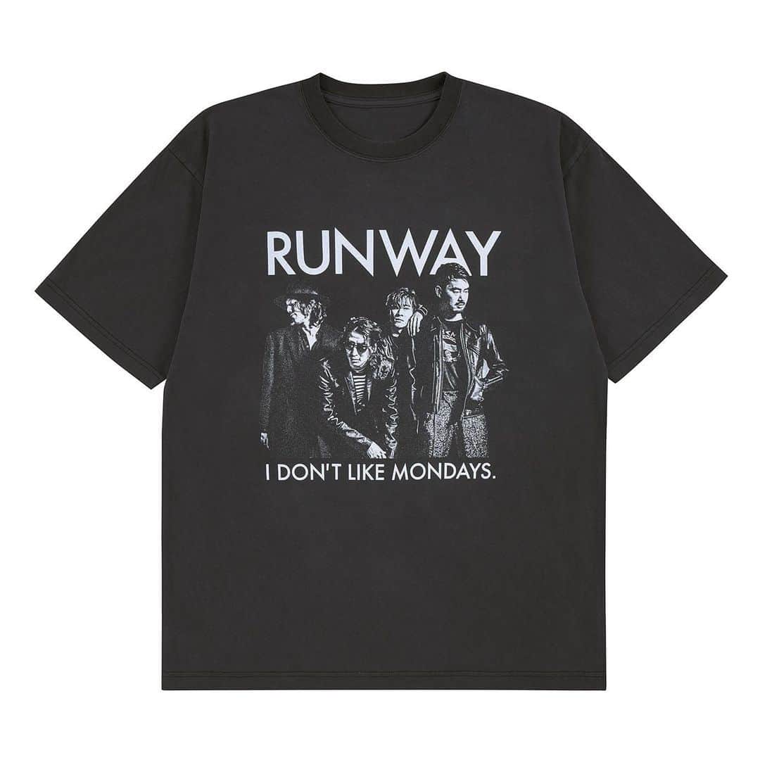 I Don't Like Mondays.さんのインスタグラム写真 - (I Don't Like Mondays.Instagram)「Your ready-to-wear collections here! 2023 A/W TOUR "RUNWAY" Merchandise arrived🖤  Global shipping available, go mu-mo shop and walk your RUNWAY! #IDLMs_RUNWAY」9月28日 19時00分 - idlms.official
